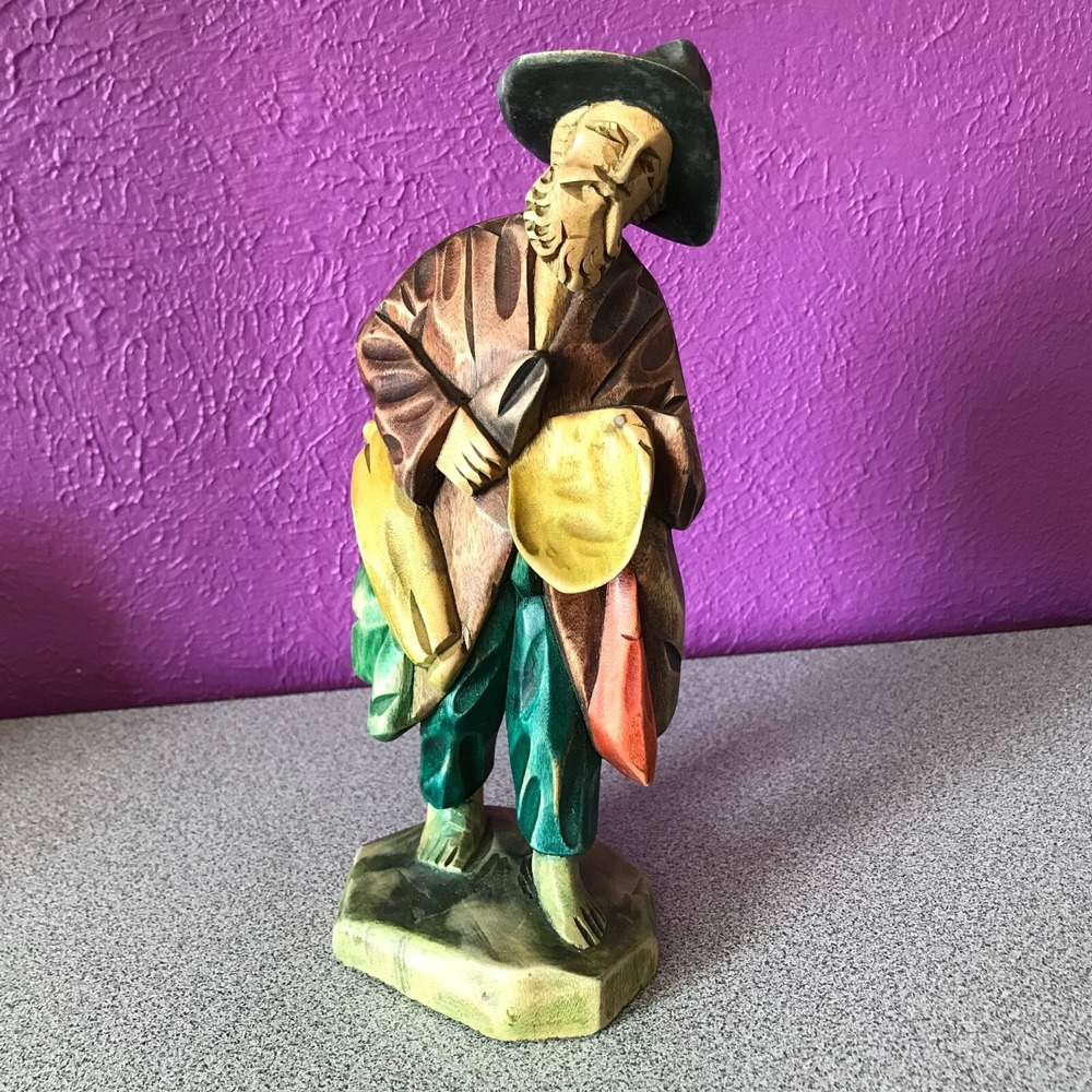 Vintage Hand Carved and Painted Traveler Figure Folk‎ Art Made in Ecuador 9"